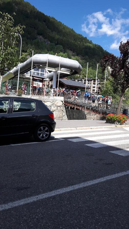 Comfortable Studio With Mountain View In Arinsal 40 M² + Ski Storage 외부 사진