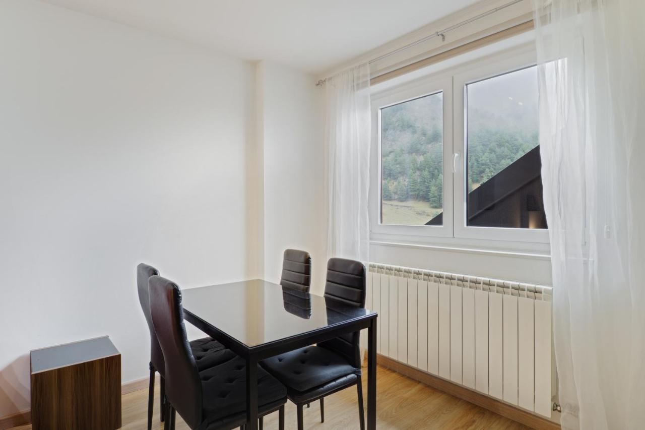 Comfortable Studio With Mountain View In Arinsal 40 M² + Ski Storage 외부 사진